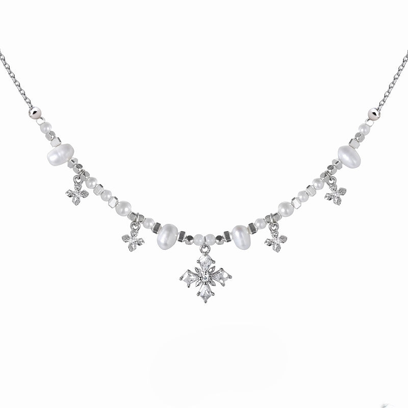 Light Domain Pearl Necklace