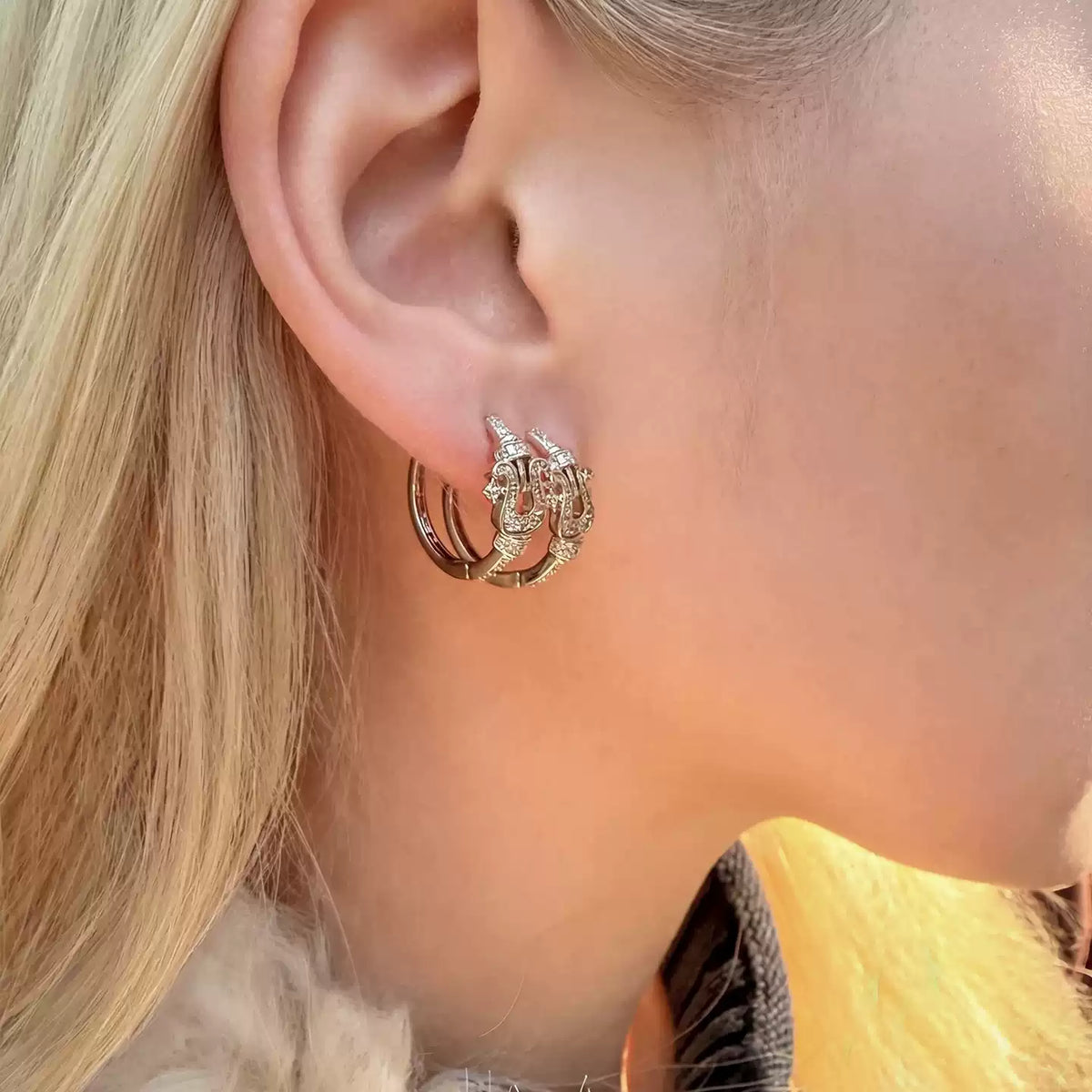Fortune Hoof Clasp Earrings