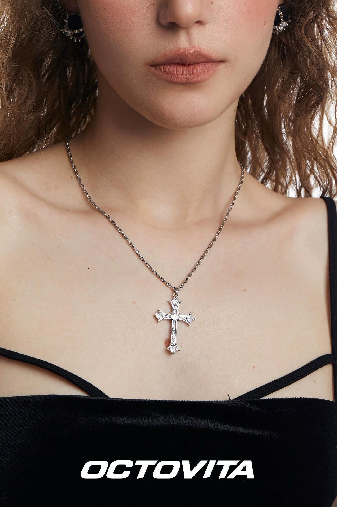 Unisex Cross Pendant Necklace