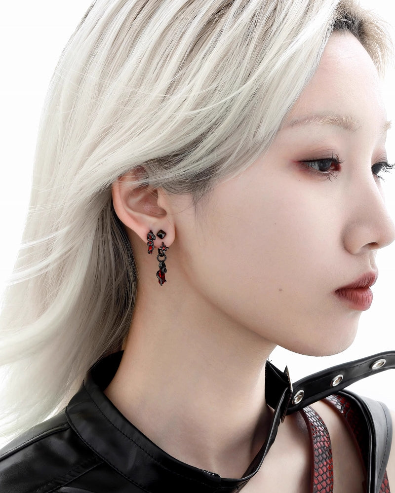 Forbidden Apple Snake Earrings 01