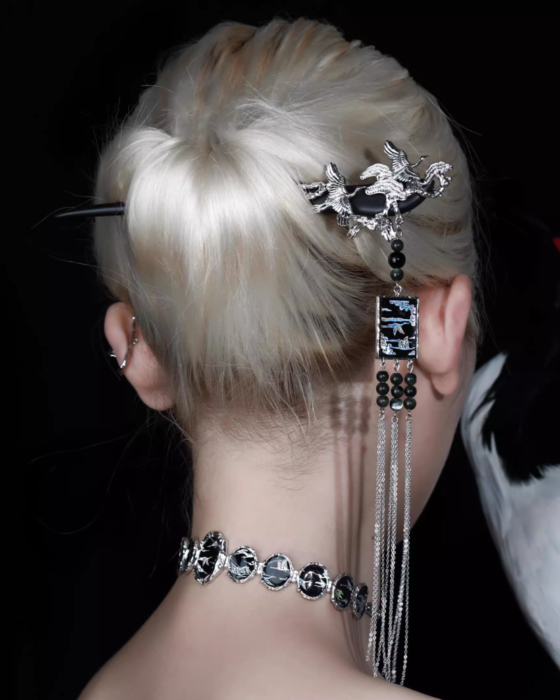 Floating Crane Tassel Hairpin