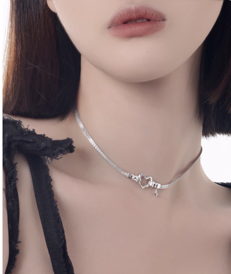 Star Pendant Silver Necklace