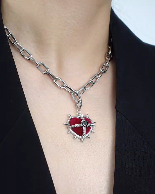 [OCTO VITA] Evil Girl Crazy Flower Spiked Heart Necklace pg703