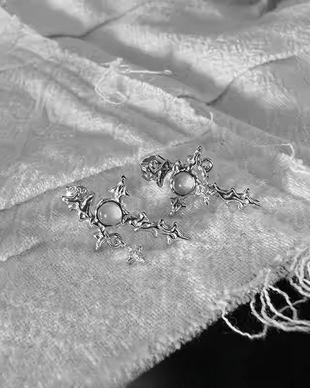 [Insomnia Artist] Star Blindness Cross Earrings pg1706