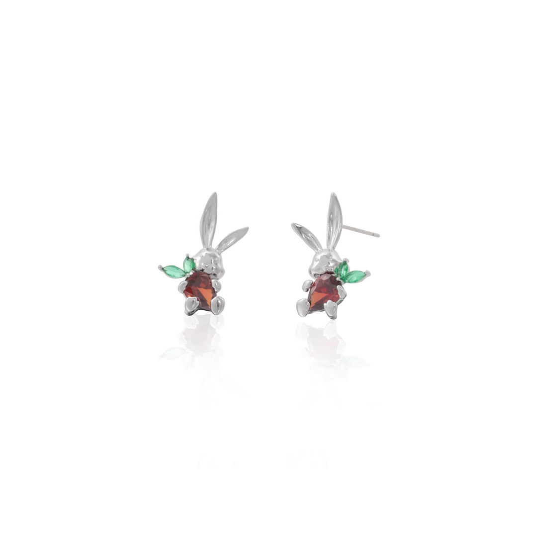 【SUMIYAKI】Rabbit Holding Carrot Earrings pg1429