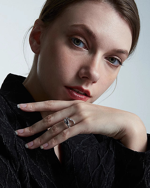 [FAITMAIN] Lunar Eclipse Stone Misaligned Water Drop Ring pg1159