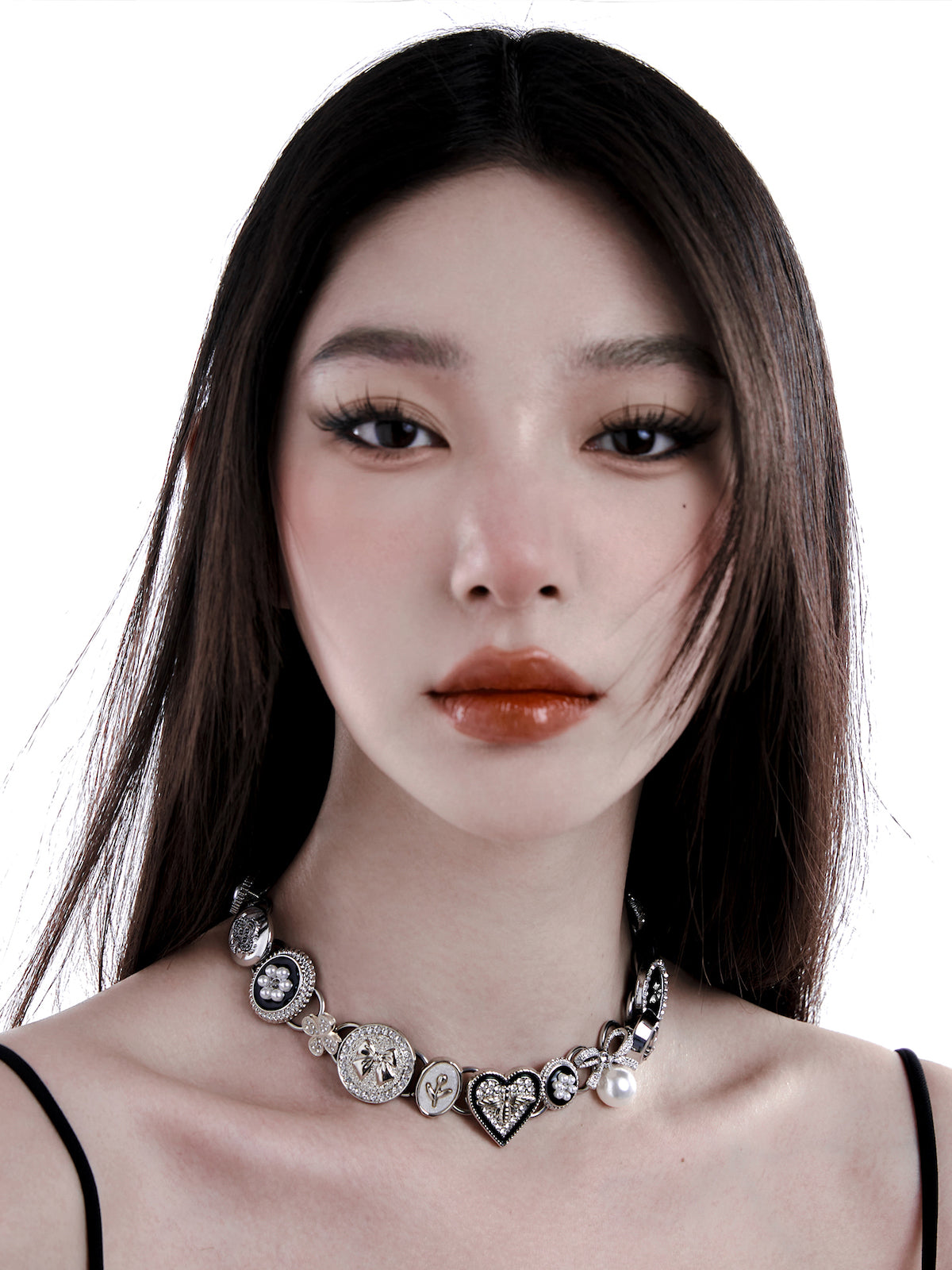 [Planktont Floating U Creature] Black&Silver Button Necklace pg208