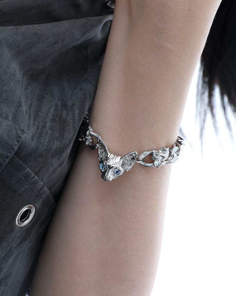 [1ST XULIE] Peek Into The Cat Bracelet01 pg1347