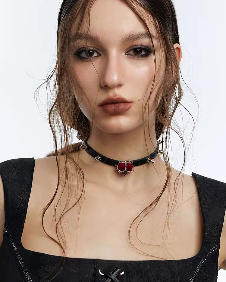 [OCTO VITA] Evil Girl Spiked Red Heart Choker pg712