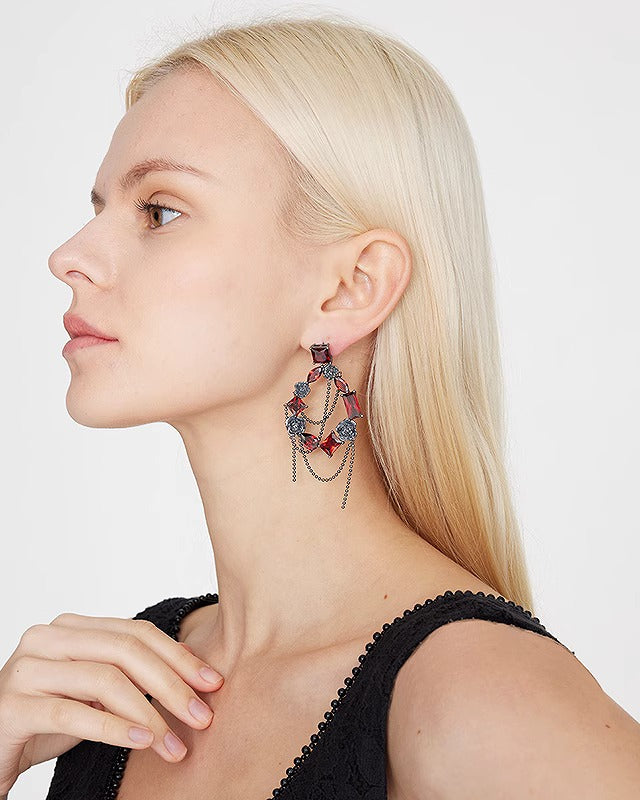 [Hard Candy] Secret Garden Rose Garland Tassel Earrings pg1584