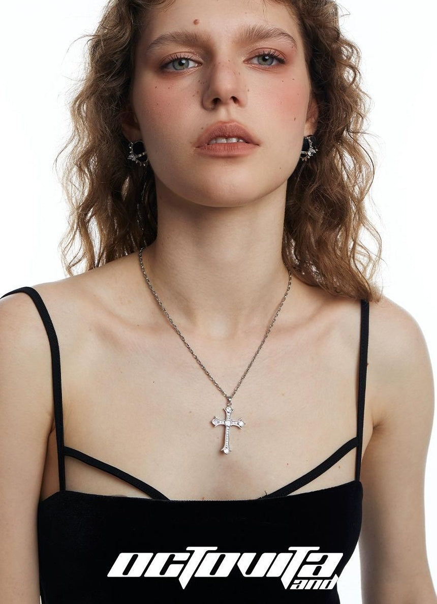 Unisex Cross Pendant Necklace