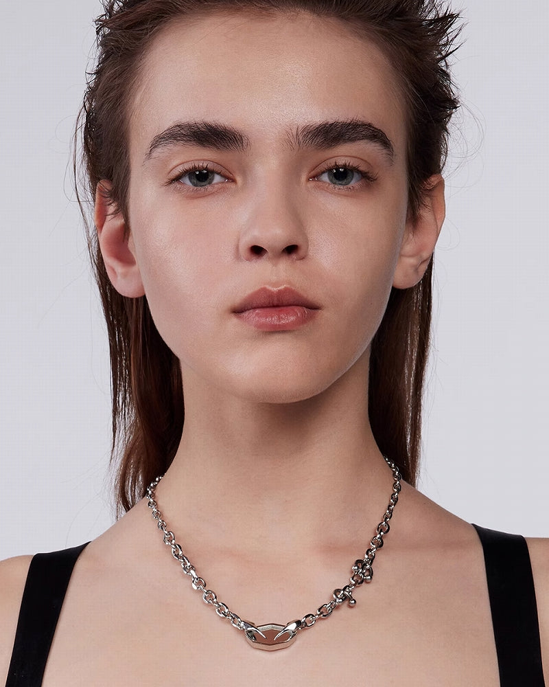 [BLACKHEAD] Apocalypse Mirror Necklace pg53