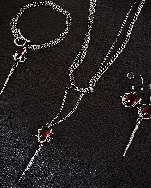 [Insomnia Artist] Dark Red Asymmetrical Rose Earrings pg549