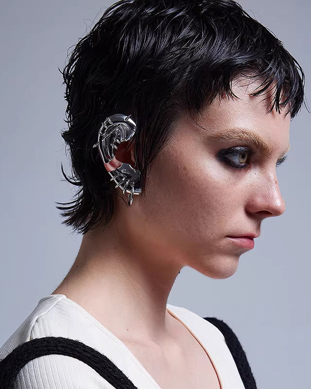 【BLACKHEAD】Rebellion Revolution Earrings & Cuff pg1438