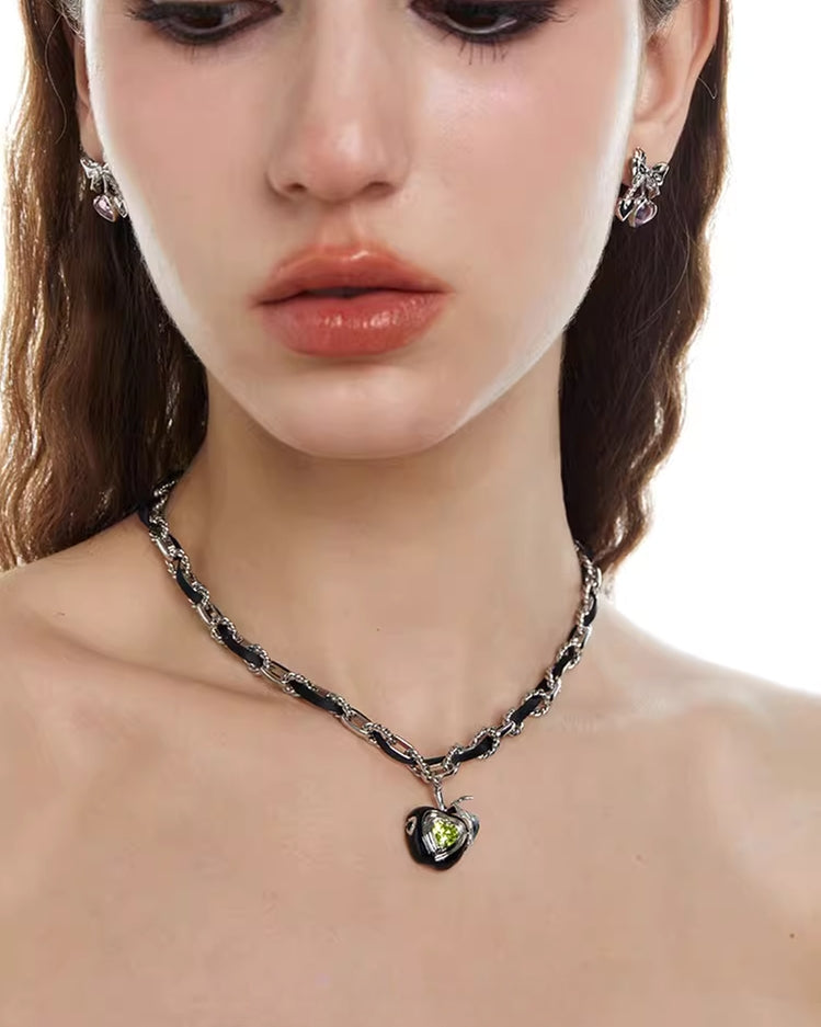 [OCTO VITA] Poison Apples Necklace pg1390