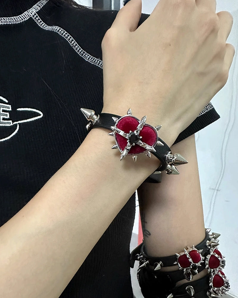 【OCTO VITA】Evil Girl Spiked Red Heart Bracelet pg711