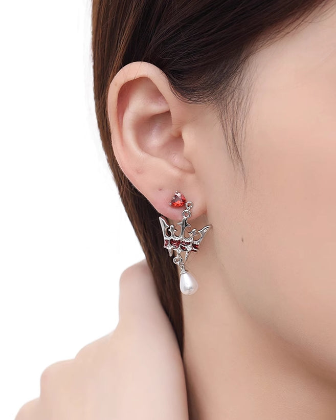 Queen's Crown Earrings 01