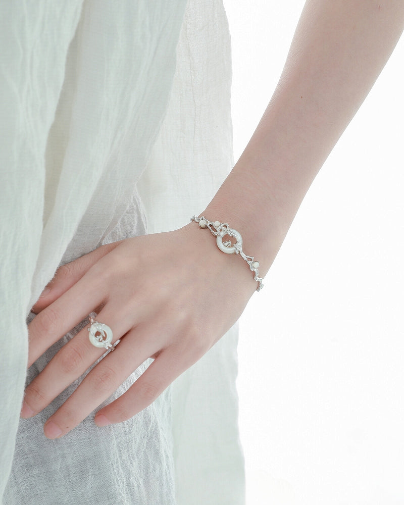 [1ST XULIE] Yungong Jade Rabbit Bracelet01 pg2034