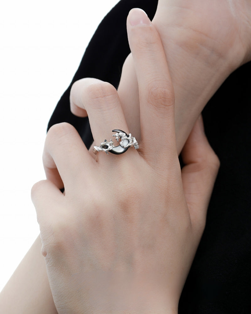 【1ST XULIE】Dark Moon Bone Orchid Ring pg535