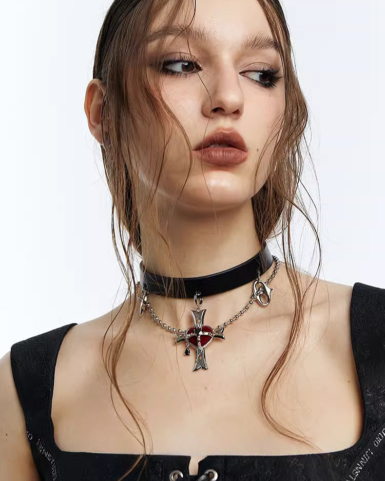 [OCTO VITA] Evil Girl Crazy Flower Cross Heart Choker pg696