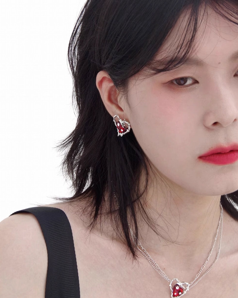 [Esak∞chi]Thorn Strawberry Love Heart Earrings pg1891