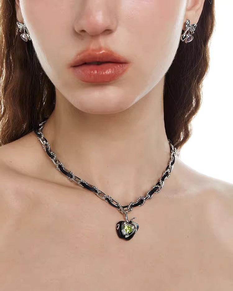 [OCTO VITA] Poison Apples Necklace pg1390