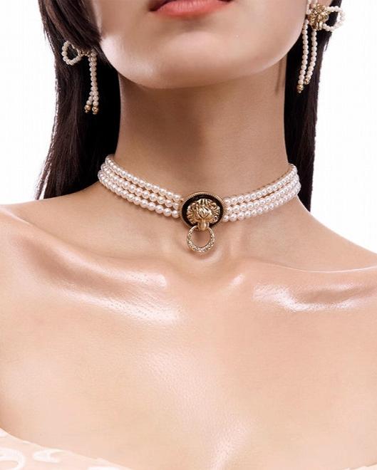 Suanni Lion Head Pearl Choker