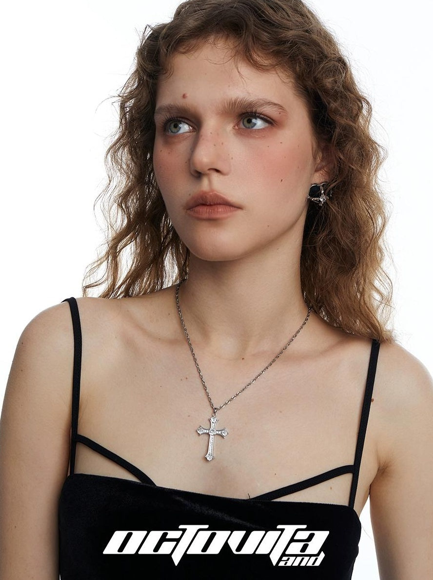 Unisex Cross Pendant Necklace