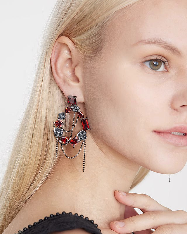 [Hard Candy] Secret Garden Rose Garland Tassel Earrings pg1584