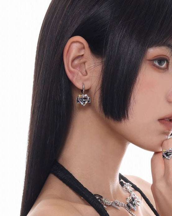 【SUMIYAKI】Punk Love Dark Black Earrings pg1408