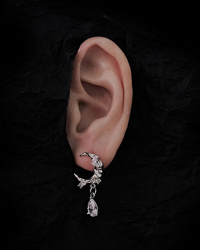 [Insomnia Artist] Bright Moon Crescent Earrings pg239