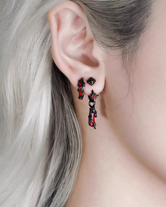 Forbidden Apple Snake Earrings 01