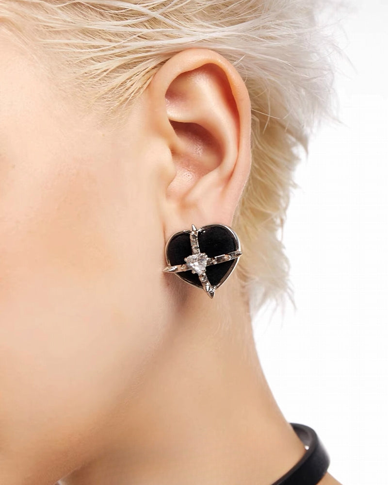 【OCTO VITA】Black Hearted Evil Woman Wicked Velvet Spike Earrings pg193