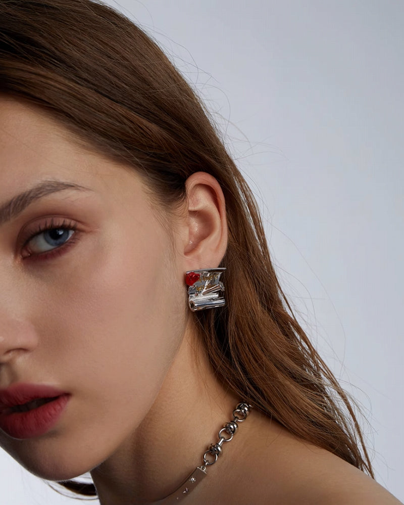 【OCTO VITA】Only Love Lives Forever Book Rose Earrings pg1332