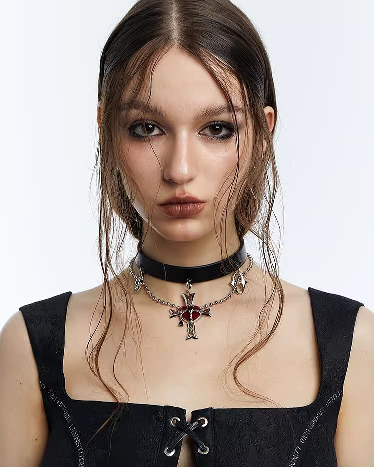 [OCTO VITA] Evil Girl Crazy Flower Cross Heart Choker pg696