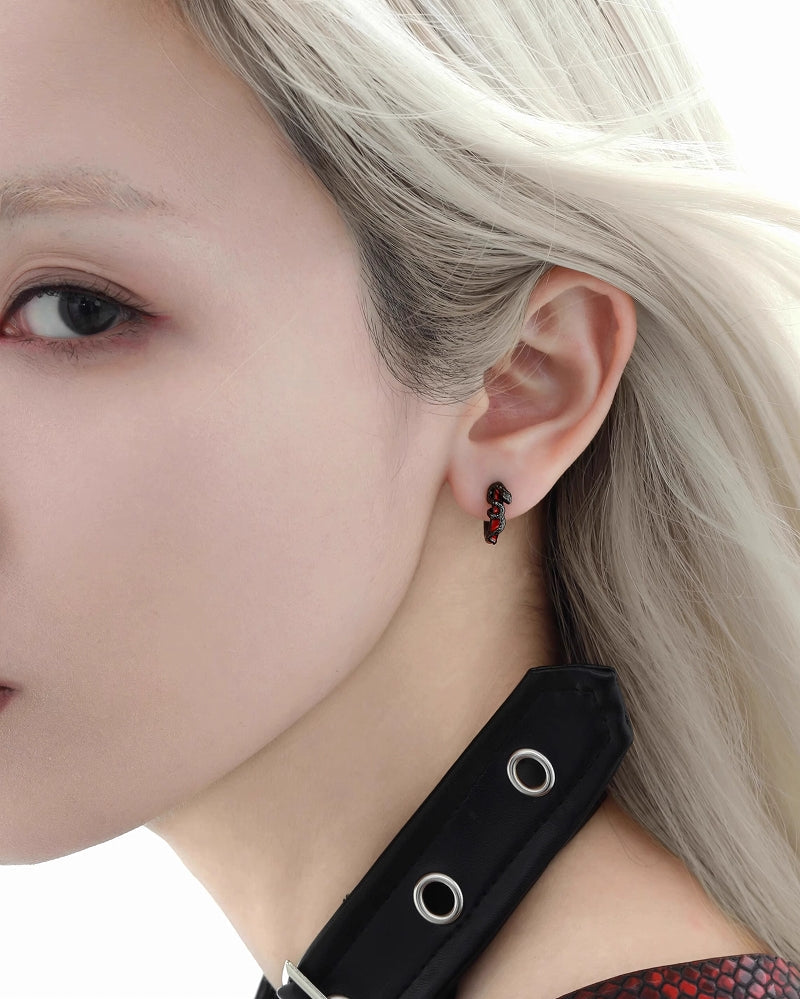 Forbidden Apple Snake Earrings 01