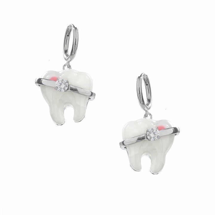 【SUMIYAKI】Cute White Teeth Earrings pg498