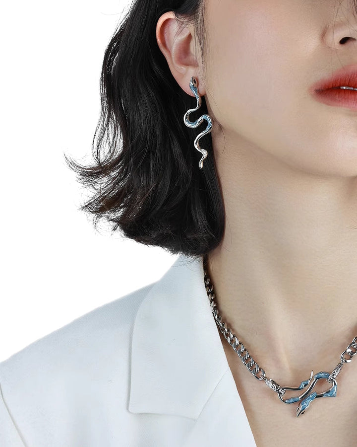 [OOMEOO] Ice Snake Blue Wave Curve Earrings pg1008