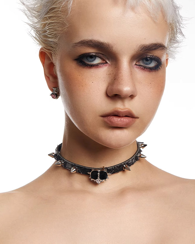 [OCTO VITA] Star Snake Heart Rivet Choker pg1755