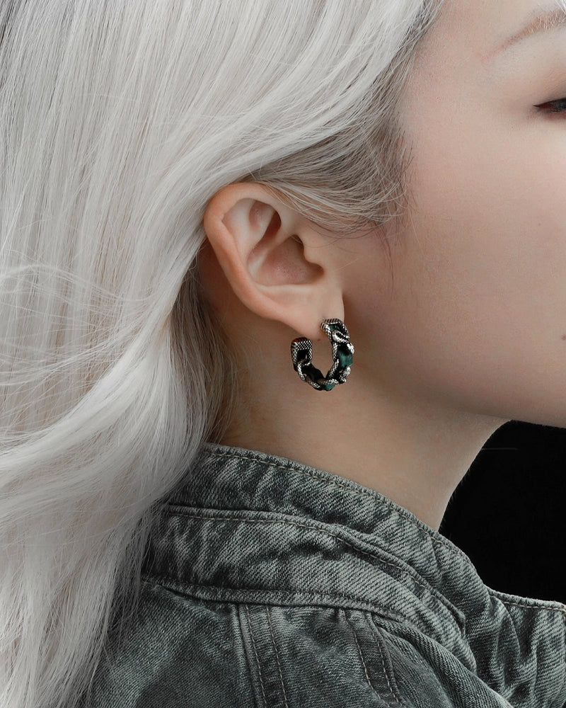Hunting Snake Earrings 01