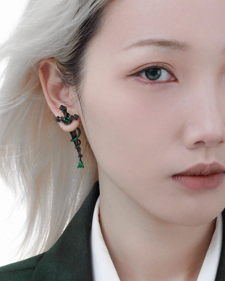 【1ST XULIE】Slytherin Snake Cross Dark Earrings pg1621