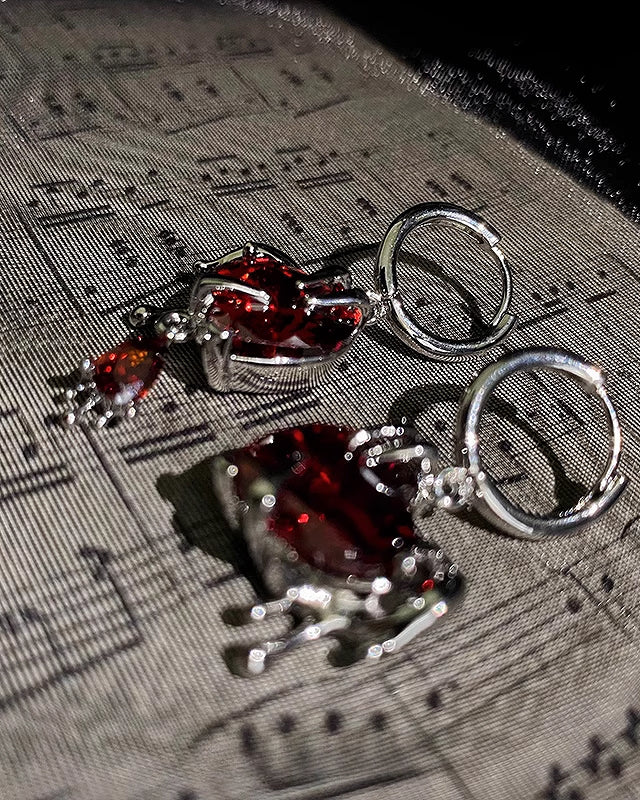 [Insomnia Artist] Forbidden Angel Red Love Asymmetrical Earrings pg785