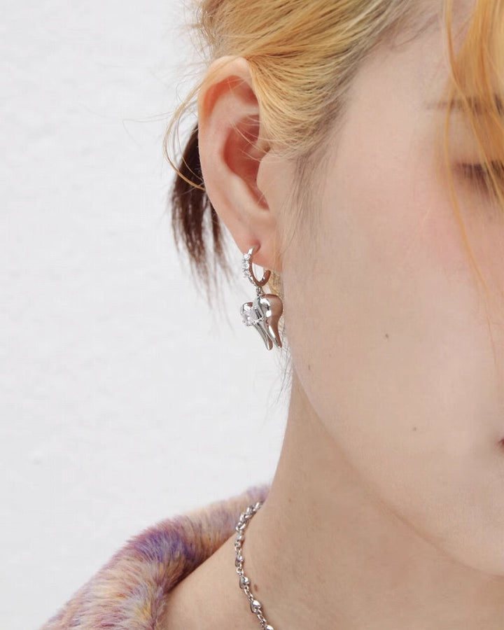 【Esak∞chi】Cool Teeth Love Asymmetrical Earrings pg451