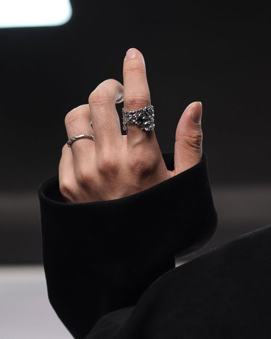 [1ST XULIE] Black Stone Ring pg201