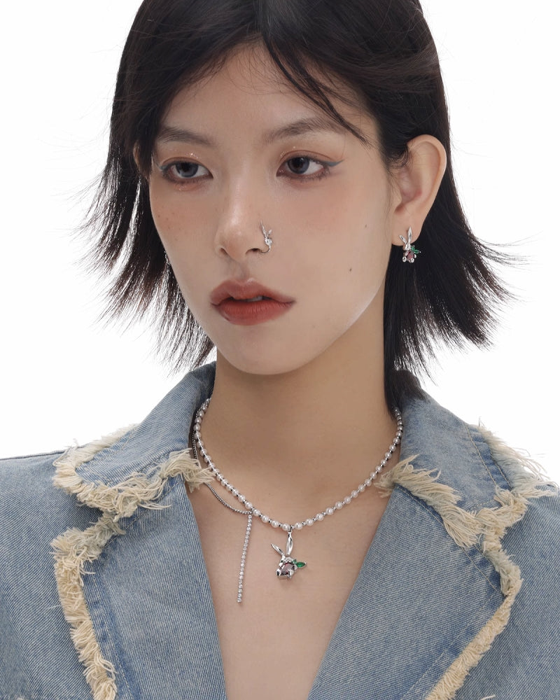 [SUMIYAKI]Rabbit Holding Carrot Necklace pg1431