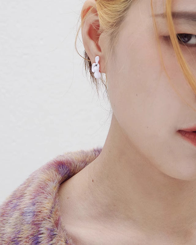 【Esak∞chi】Little White Rabbit Earrings pg1100