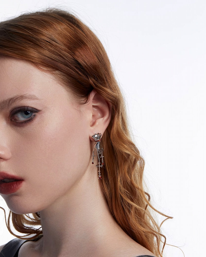 【OCTO VITA】King Hand Cross Earrings pg1044