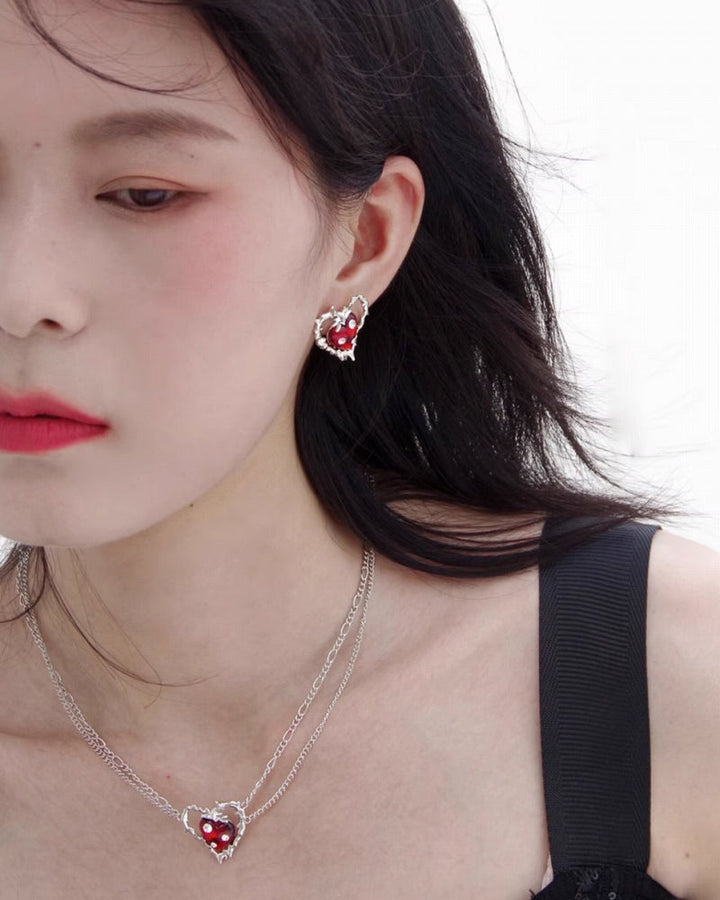 【Esak∞chi】Thorn Strawberry Love Heart Earrings pg1891