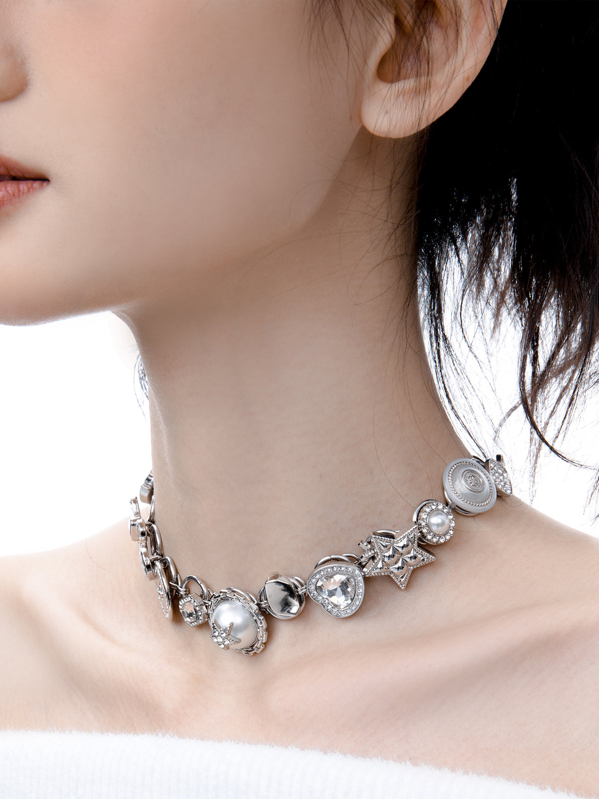 [Planktont Floating U Creature] Silver Button Necklace pg1608