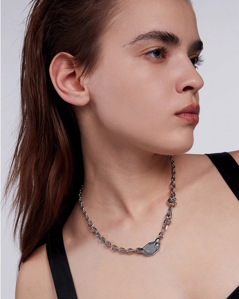 [BLACKHEAD] Apocalypse Mirror Necklace pg53